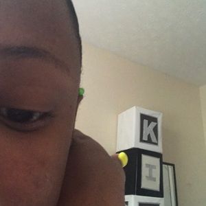 Meet your Posher, Kira